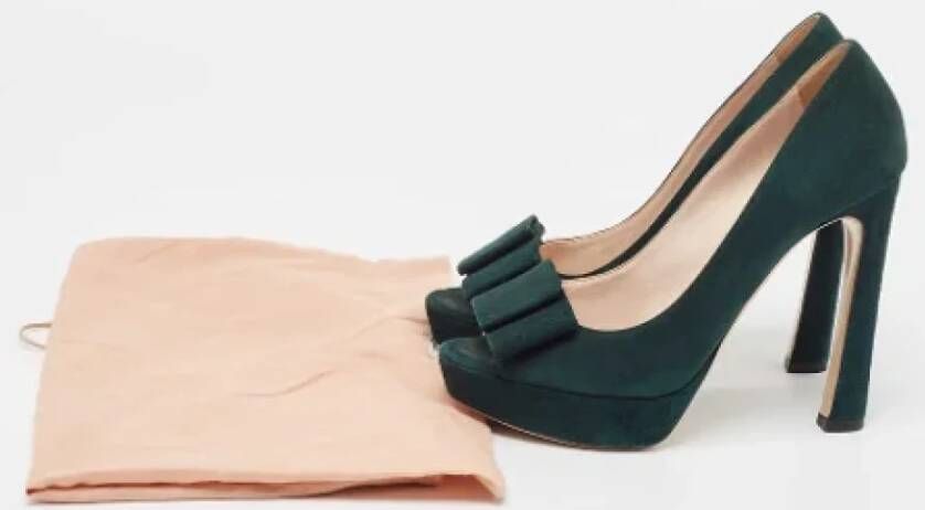 Miu Pre-owned Suede heels Green Dames