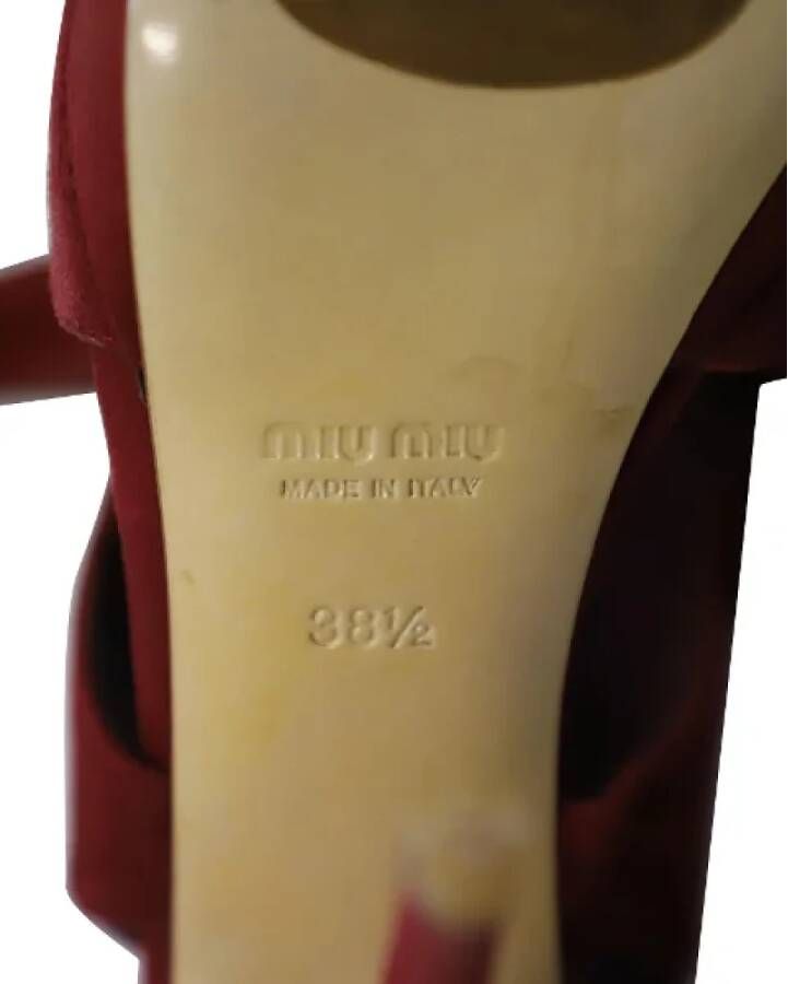 Miu Pre-owned Suede heels Red Dames