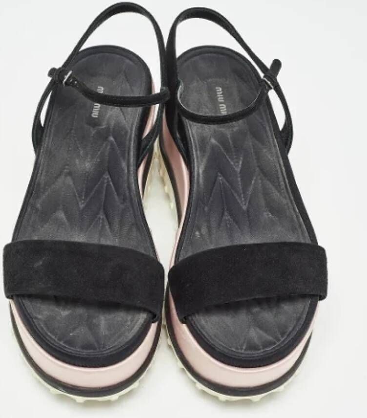 Miu Pre-owned Suede sandals Black Dames