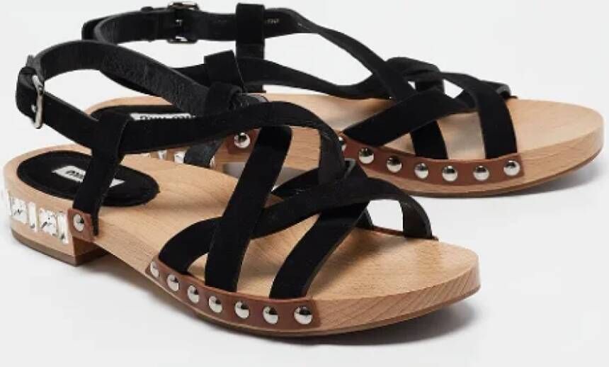 Miu Pre-owned Suede sandals Black Dames