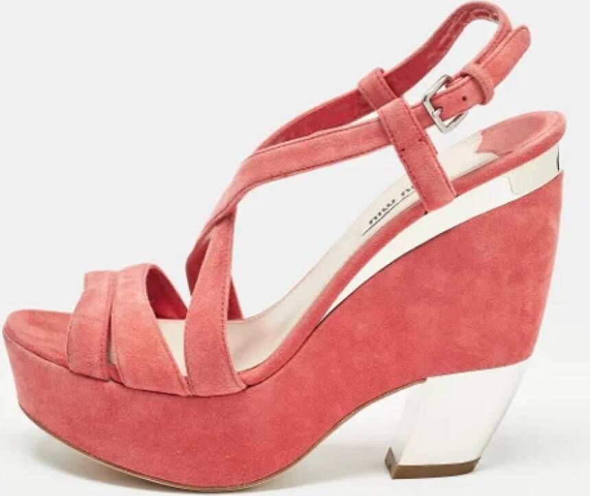 Miu Pre-owned Suede sandals Pink Dames