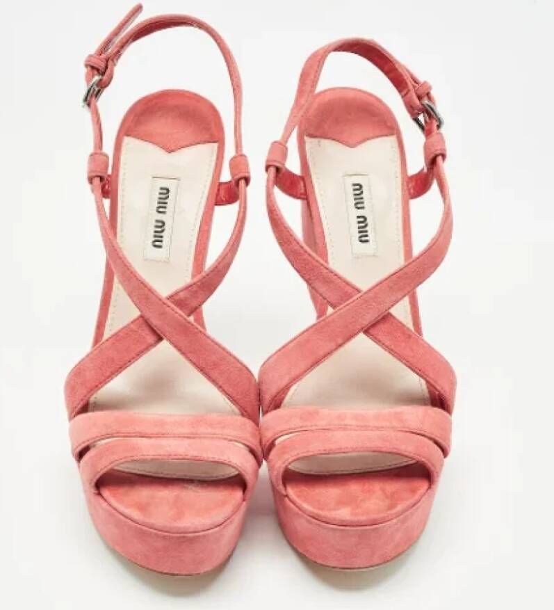 Miu Pre-owned Suede sandals Pink Dames