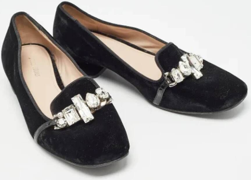 Miu Pre-owned Velvet flats Black Dames