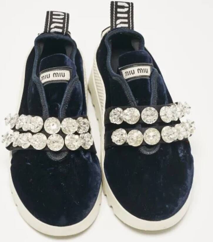 Miu Pre-owned Velvet sneakers Blue Dames