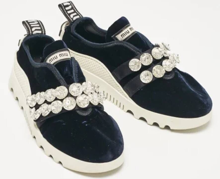 Miu Pre-owned Velvet sneakers Blue Dames