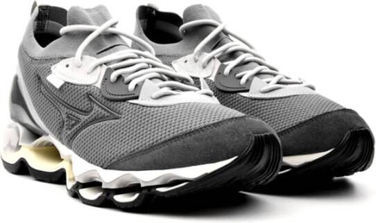 Mizuno Geperforeerde Leren en Stoffen Sneakers Gray Heren