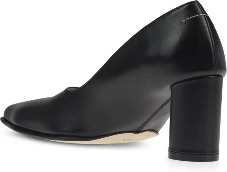 MM6 Maison Margiela Platte schoenen voor vrouwen Black Dames