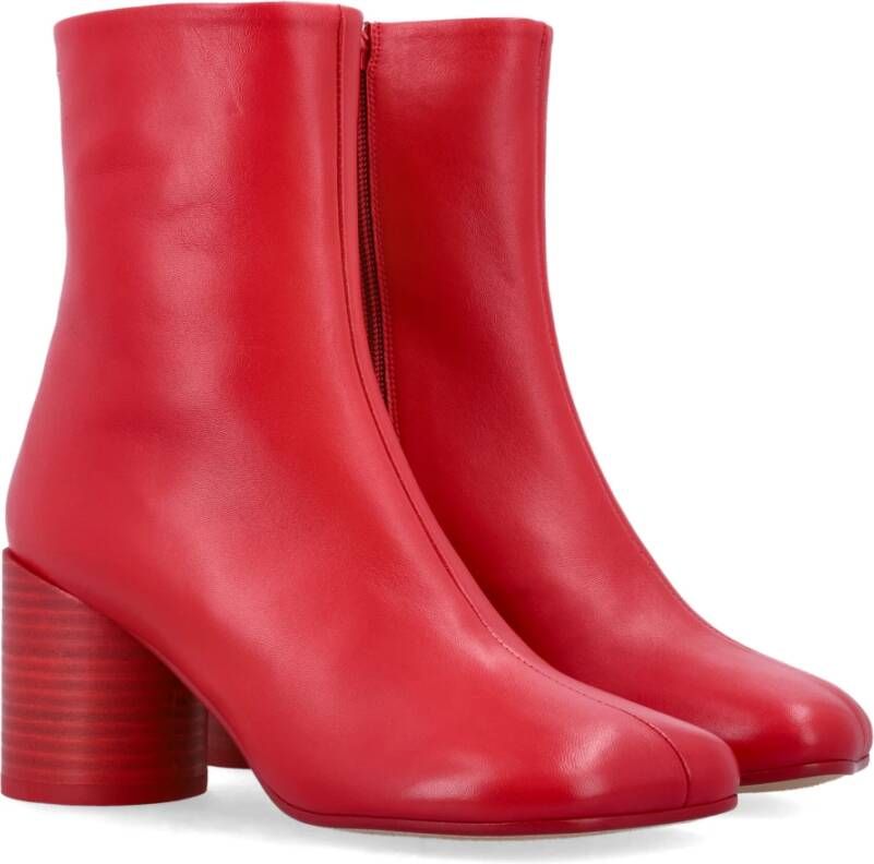 MM6 Maison Margiela Rode Gesloten Enkellaarsjes met Cilindrische Hak Red Dames