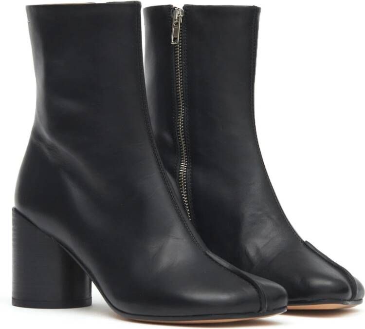 MM6 Maison Margiela Stijlvolle Enkellaars voor Vrouwen Black Dames