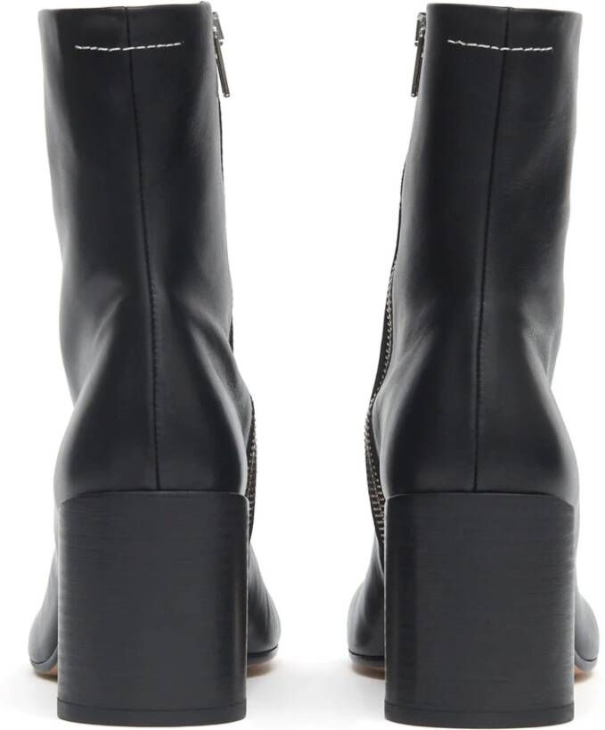 MM6 Maison Margiela Stijlvolle Enkellaars voor Vrouwen Black Dames