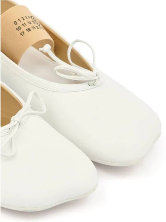 MM6 Maison Margiela Witte platte schoenen vetersluiting eendenteen White Dames