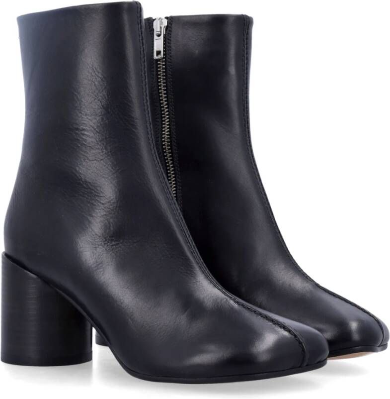 MM6 Maison Margiela Zwarte Tabi Enkellaarzen met Rits Black Dames