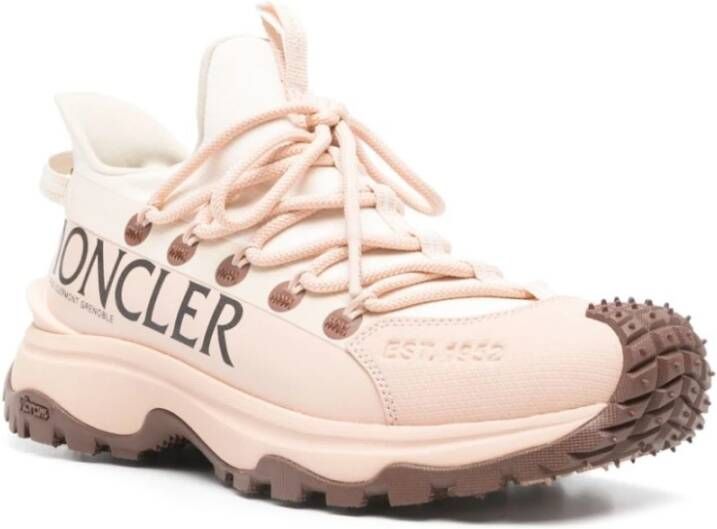 Moncler Beige Sneakers Chic Style Beige Dames