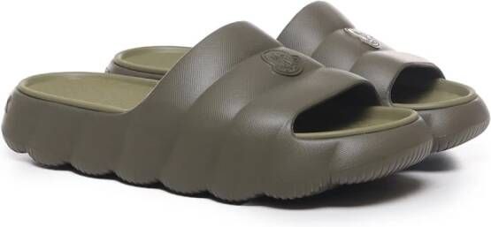 Moncler Groene Slide Sandalen met Duvet Decoratie Green Heren