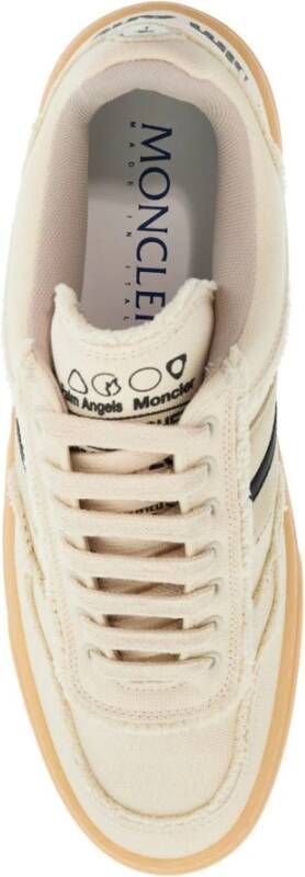 Moncler Luxe leren sneakers met zwarte details Beige Heren