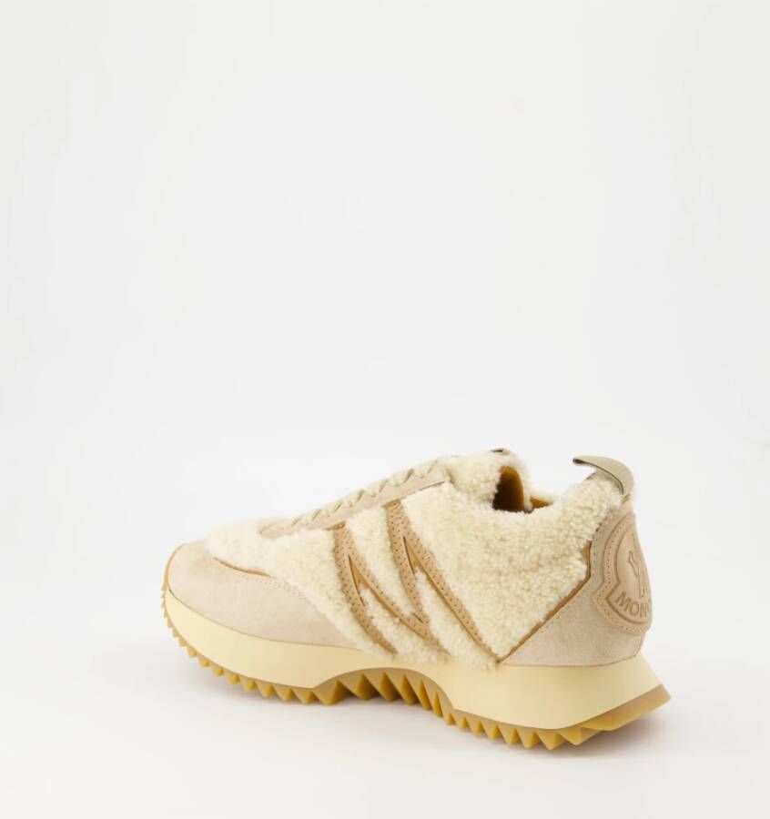 Moncler Shearling Suede Beige Basket Schoenen Beige Dames