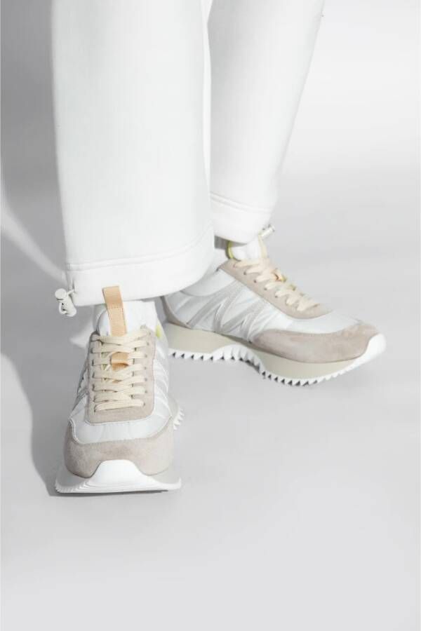 Moncler Sneakers Pacey Beige Dames