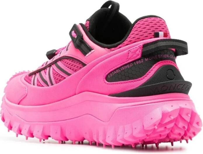 Moncler Fuchsia Trailgrip Sneakers voor modebewuste vrouwen Roze Dames