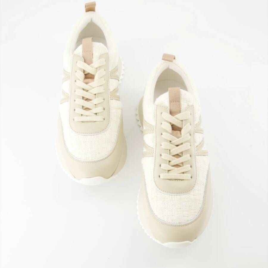 Moncler Stijlvolle Sneakers met Vetersluiting Beige Dames