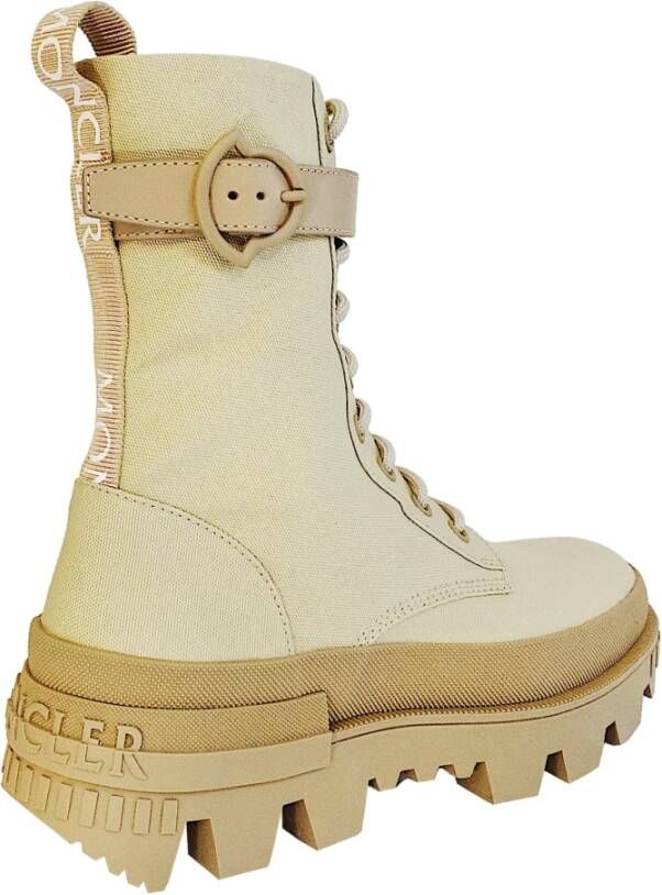 Moncler Veterschoenen Beige Dames