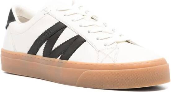 Moncler Witte Leren Sneakers Beige Heren