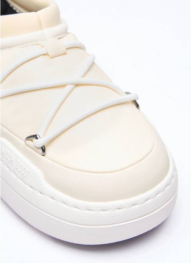 moon boot Icon Slip-On Schoenen met Flatform Zool Beige Dames