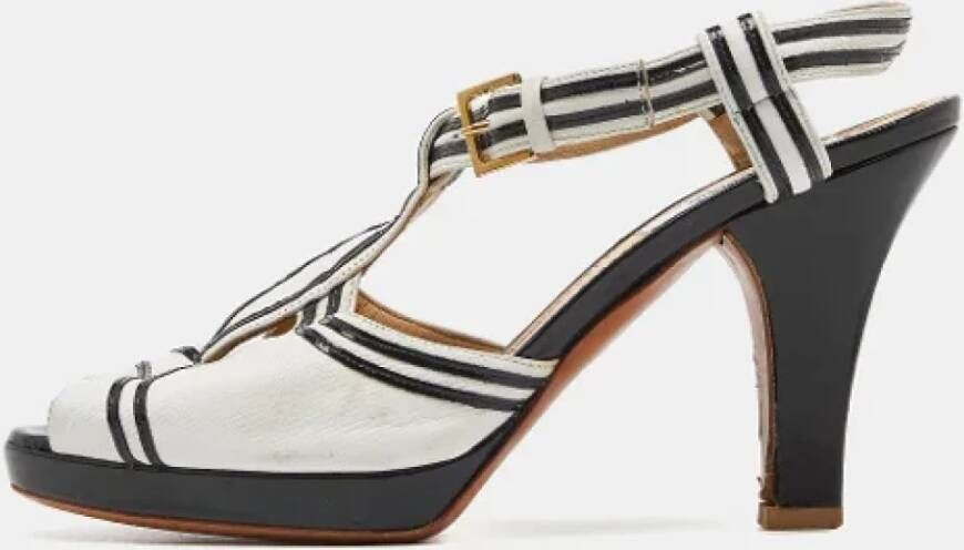 Moschino Pre-Owned Pre-owned Leather sandals White Dames