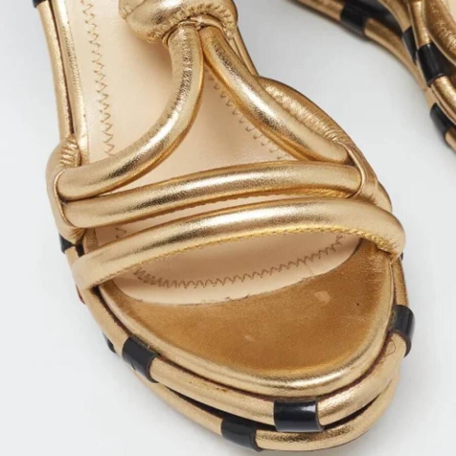 Moschino Pre-Owned Pre-owned Leather sandals Yellow Dames