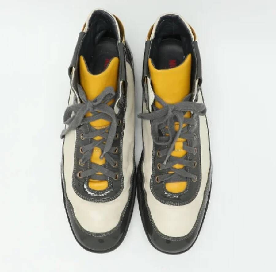 Moschino Pre-Owned Pre-owned Leather sneakers Gray Heren