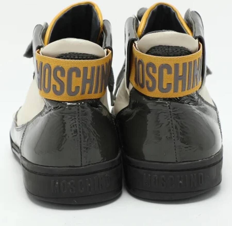 Moschino Pre-Owned Pre-owned Leather sneakers Gray Heren