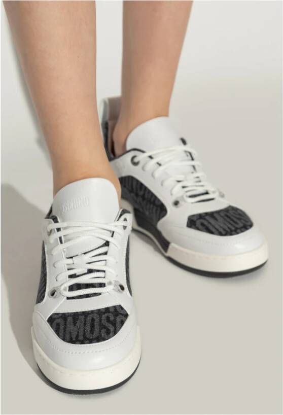 Moschino Sportschoenen met logo White Dames