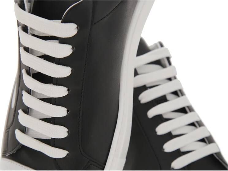 Moschino Symbool Sneakers Zwart Wit Contrast Black Dames