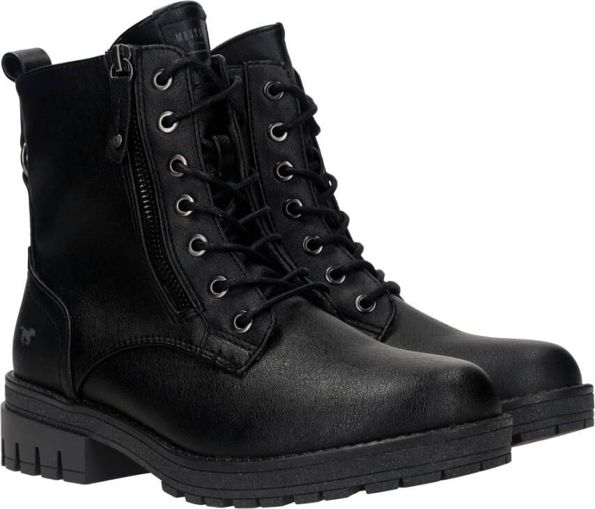 mustang Stijlvolle zwarte veterschoenen voor dames Black Dames