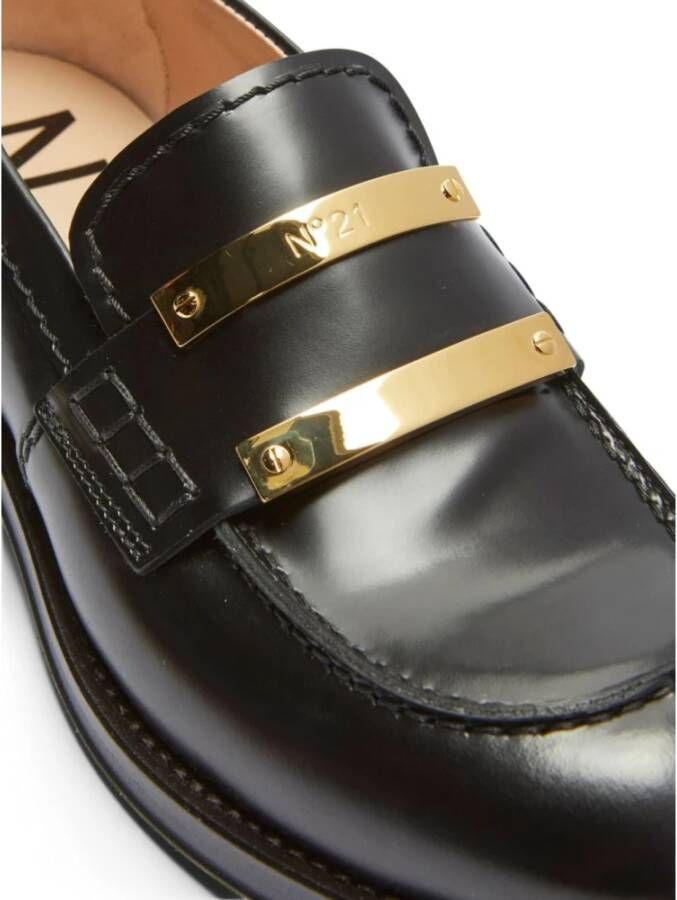 N21 Zwarte leren platte schoenen met gouden logo Black Dames