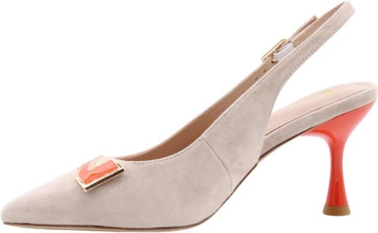 Nathan-Baume Verhoog je stijl met Slingback Pumps Beige Dames