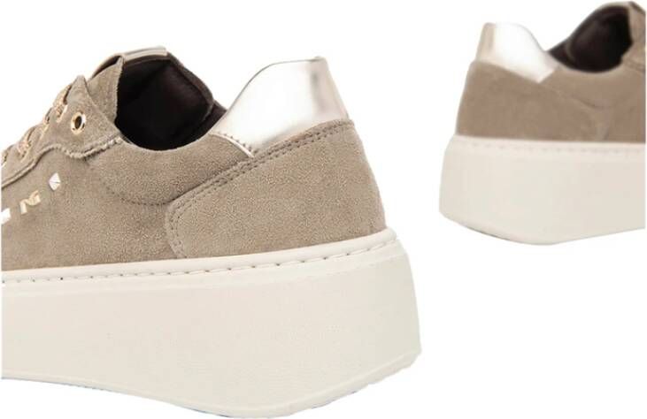 Nerogiardini Bruine Dames Sneakers Stijlvol Comfort Beige Dames