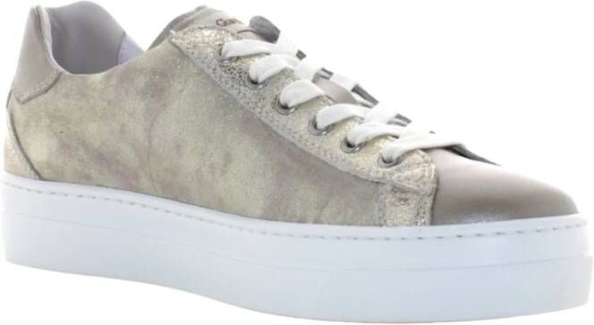 Nerogiardini Damesneakers Stijlvol en comfortabel Beige Dames