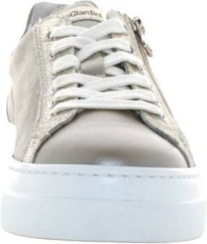 Nerogiardini Damesneakers Stijlvol en comfortabel Beige Dames