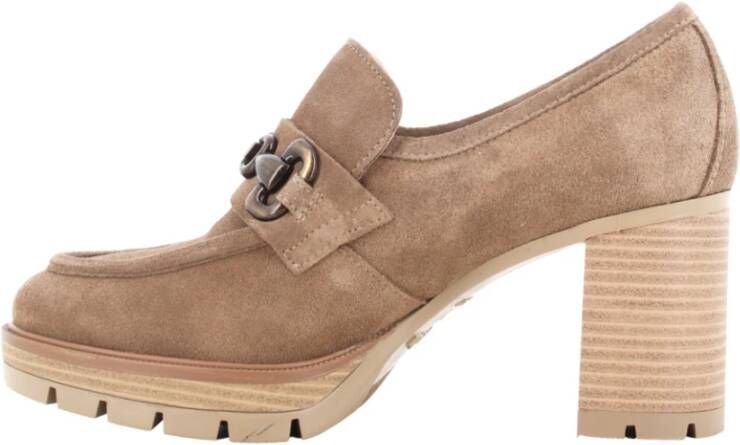 Nerogiardini Klassieke Dames Loafer Hakken Beige Dames