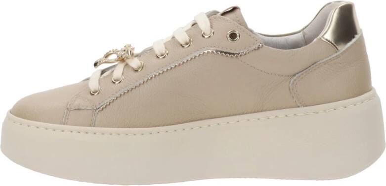 Nerogiardini Leren Dames Sneakers Comfort Stijl Beige Dames