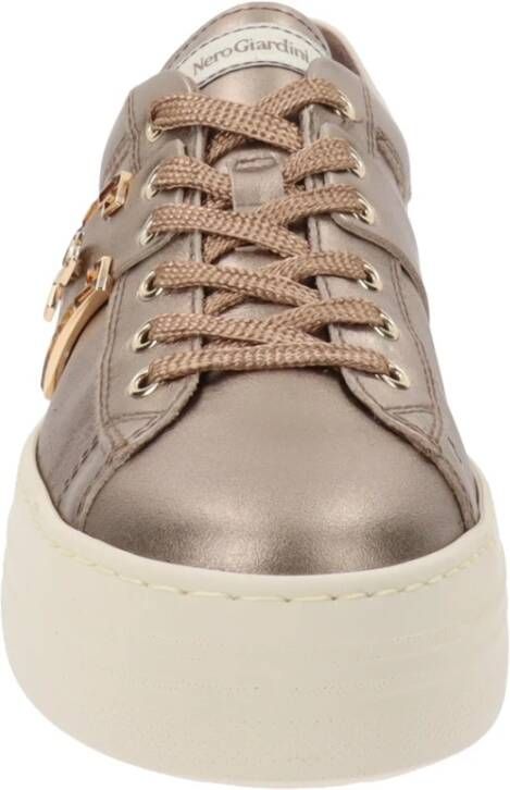 Nerogiardini Leren Damesneakers Stijlvol Comfort Brown Dames