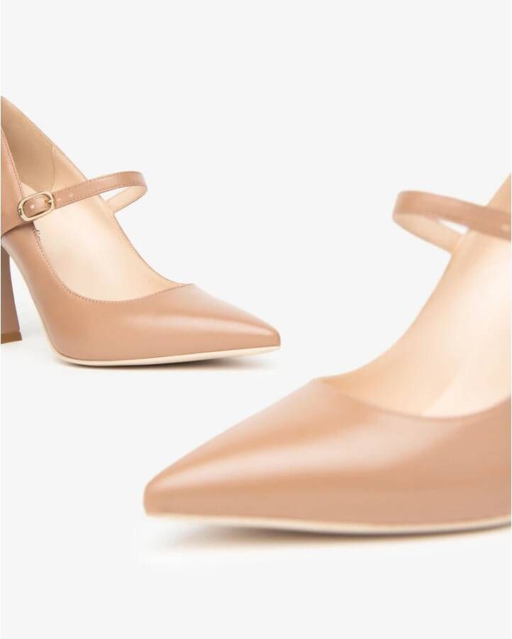 Nerogiardini Leren damesschoenen met gesp Beige Dames