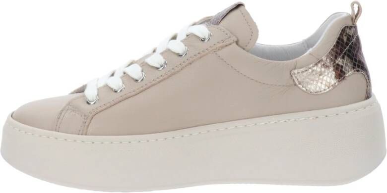 Nerogiardini Leren sneakers met vetersluiting en rits Beige Dames