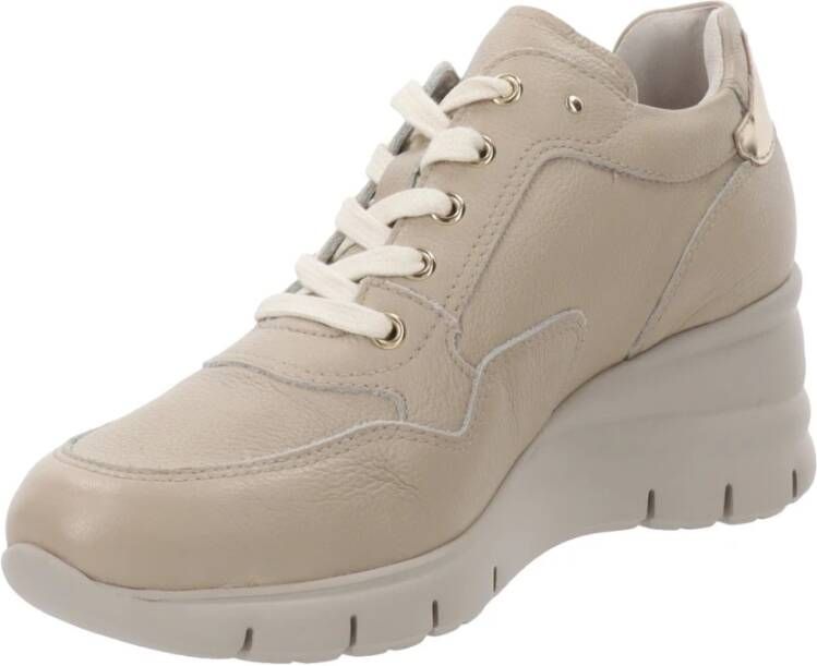 Nerogiardini Leren Sneakers voor Vrouwen Beige Dames