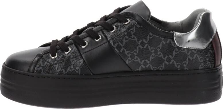 Nerogiardini Leren Sneakers voor Vrouwen Black Dames