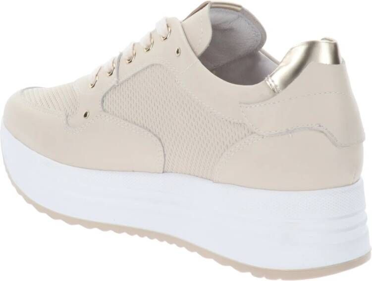 Nerogiardini Leren Veterschoenen voor Dames Beige Dames