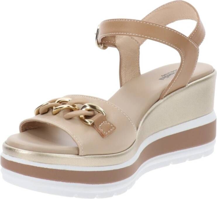 Nerogiardini Leren Zomer Sandalen Stijlvol Comfort Beige Dames