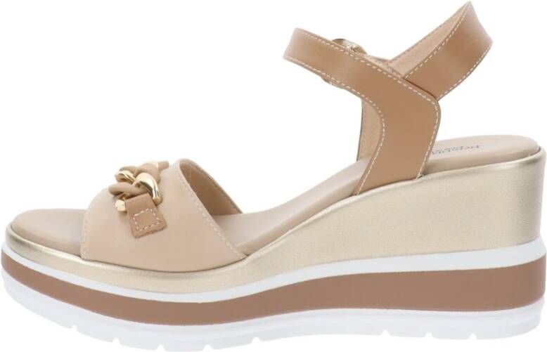 Nerogiardini Leren Zomer Sandalen Stijlvol Comfort Beige Dames