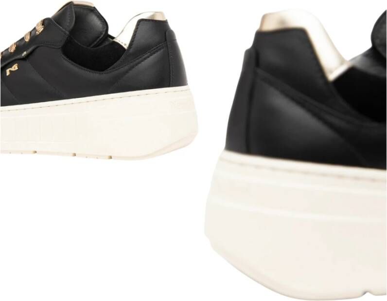 Nerogiardini Stijlvolle vetersneakers met gouden accenten Black Dames