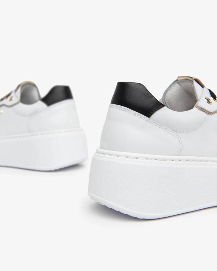 Nerogiardini Witte Leren Juweel Sneakers Platform White Dames